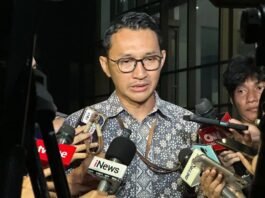Juru Bicara Komisi Pemberantasan Korupsi Budi Prasetyo memberikan keterangan di Gedung Merah Putih KPK Jakarta
