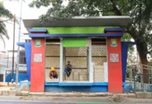 Sejumlah Halte rusak di Kota Tangerang Kini mulai diperbaiki